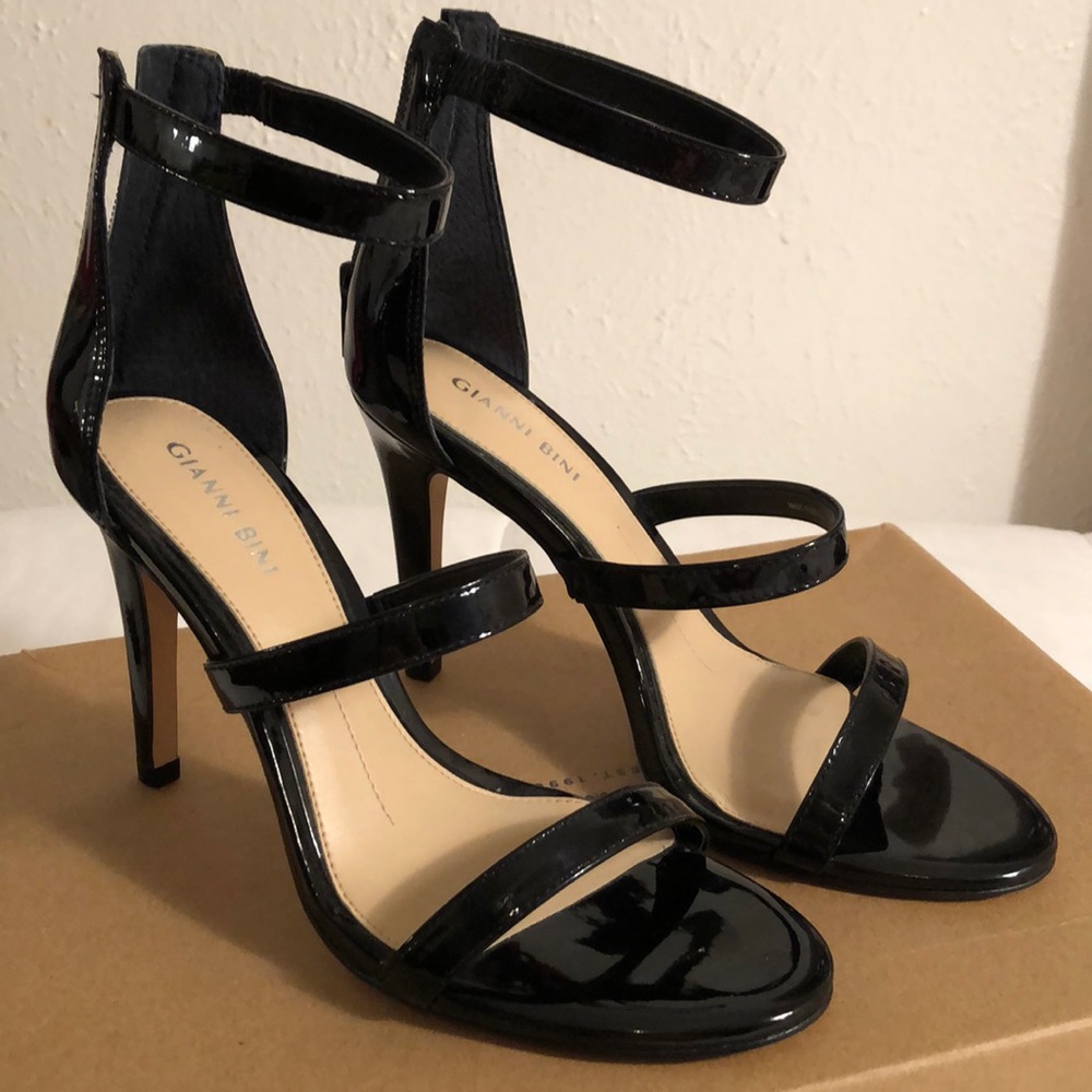 New Gianni Bini Black Heels